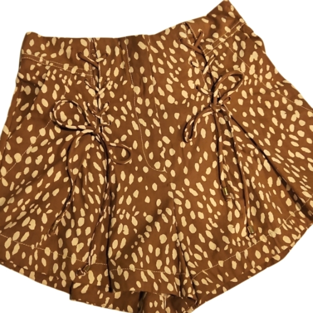 NEW! FREE PEOPLE Bennett Spotted Print Lace-Up Shorts 0. - Picture 5 of 6